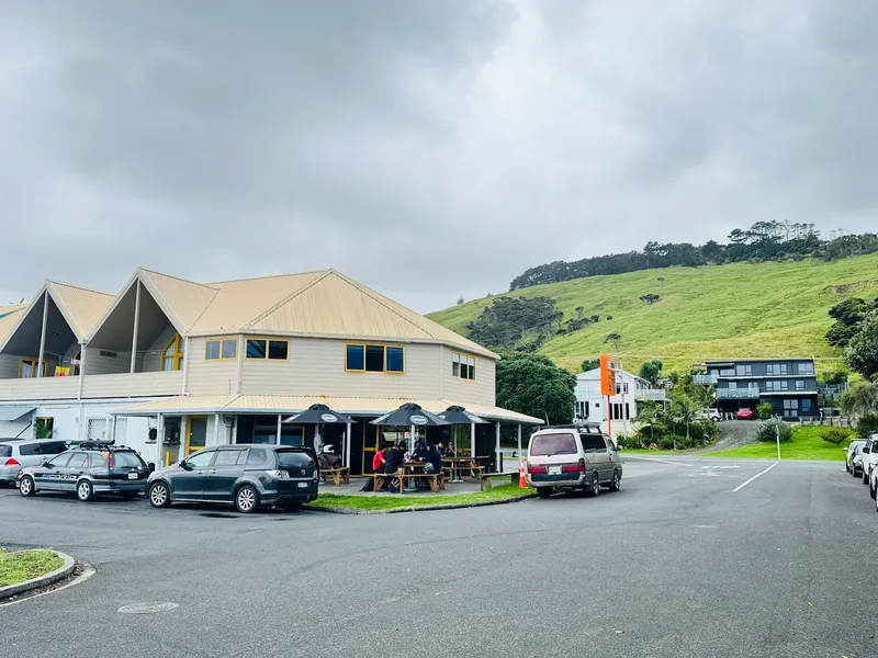 Outside Manu café on State Highway 12